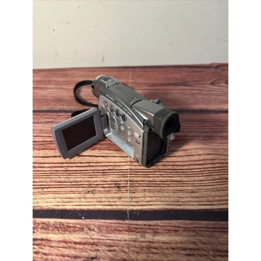 Canon ZR85 MiniDV Camcorder P/R